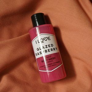 Free w purchase 🔥